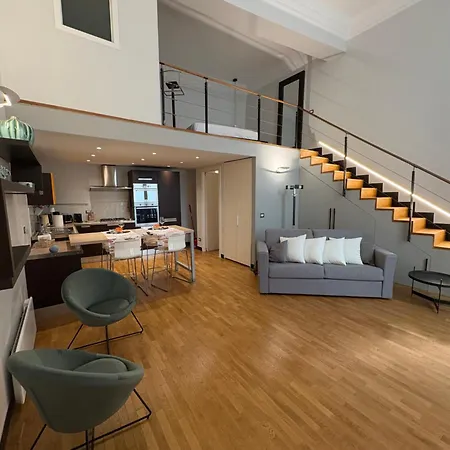 Apartamento Loft Con Terrazzo Nei Vicoli