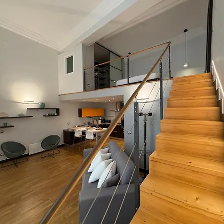 Loft Con Terrazzo Nei Vicoli