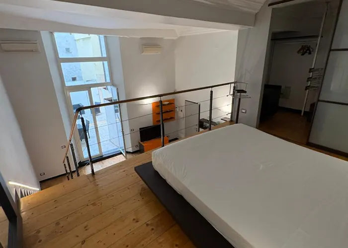 Loft Con Terrazzo Nei Vicoli アパート